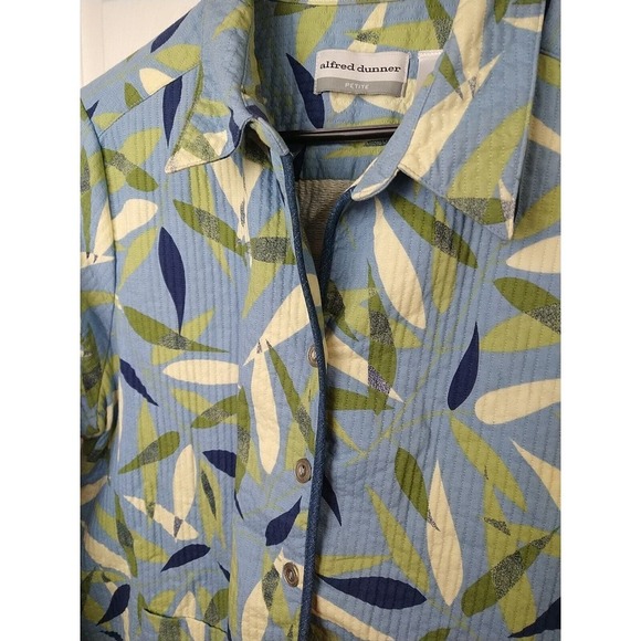 Alfred Dunner Lightweight Quilted Shacket Blue Green Leaf Print. Size 14P - Picture 5 of 12